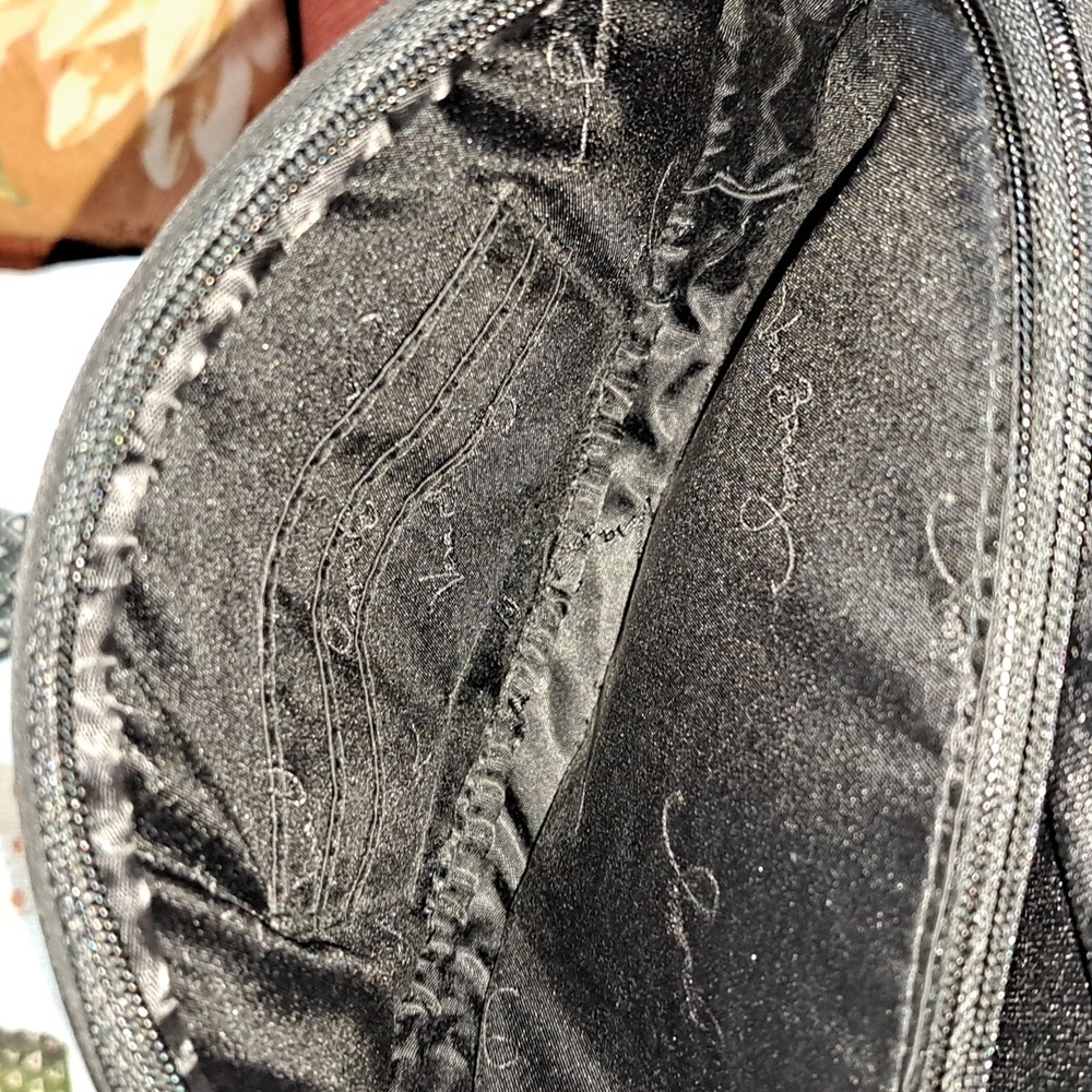VERA Bradley Crossbody Black and White with Sequin Overlay.  Adjustable Strap - Picture 8 of 13